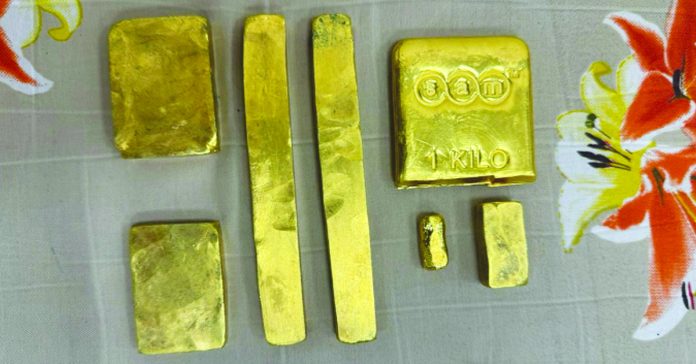 Gold seized at Shamshabad airport
