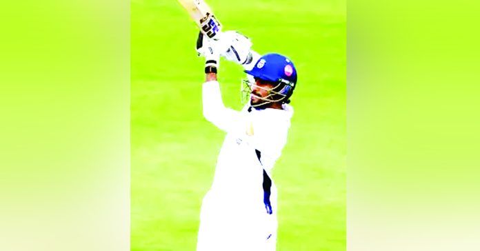 Hyderabad 400/7