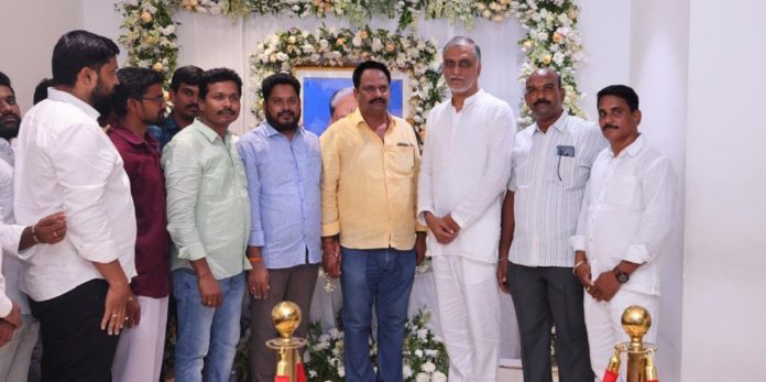 సత్యనారాయణ రావుకు ఘన నివాళి