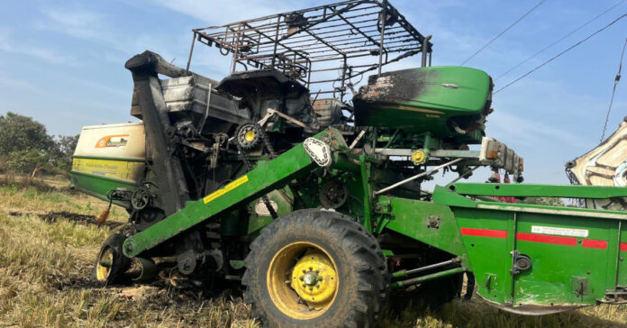 ప్రమాదవశాత్తు హార్వెస్టర్ దగ్ధం