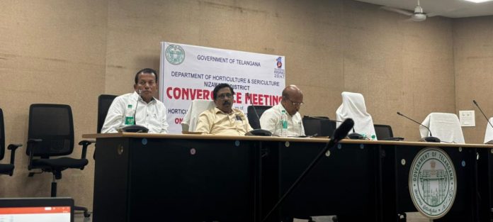 ఆయిల్ ఫామ్ సాగు విస్తీర్ణంపై అవగాహన సదస్సు..