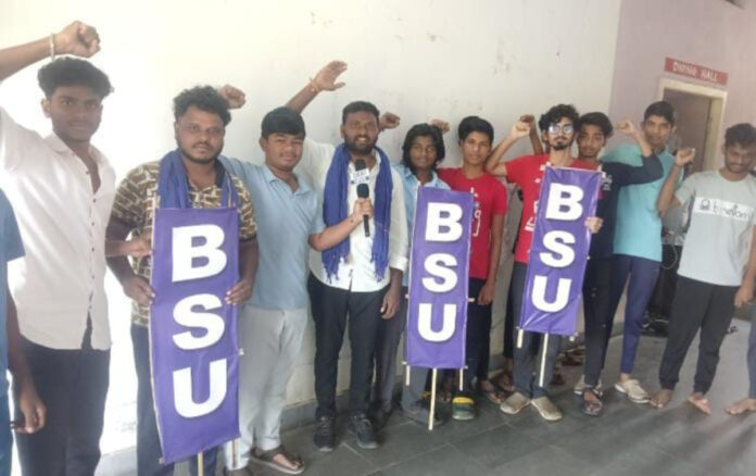 విద్యార్థి సంఘాల ఆత్మగౌరవాన్ని దెబ్బతీసే వ్యాఖ్యలు సరికావు..