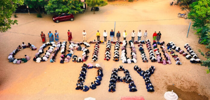 పెరికిట్ పాఠశాలలో ఘనంగా రాజ్యాంగ దినోత్సవ ప్రతిజ్ఞ