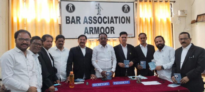 న్యాయవాదిపై దాడిపట్ల కోర్టు విధుల బహిష్కరణ