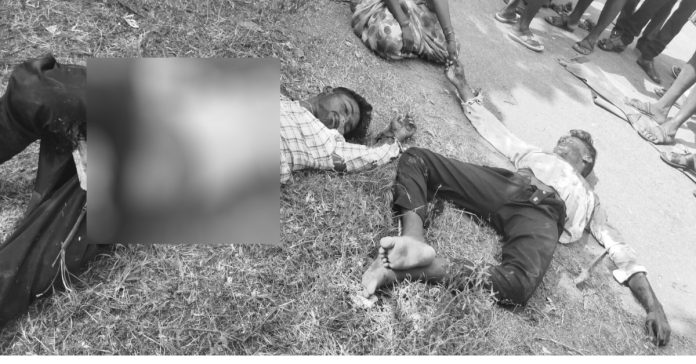 ఆటోని ఢీ కొట్టిన లారీ..ఇద్దరు మృతి