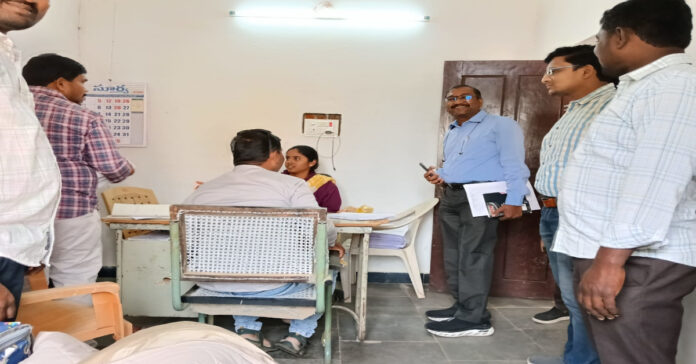 నామినేషన్ల ప్రక్రియను పరిశీలించిన ఎంపీడీవో శేషు కుమార్