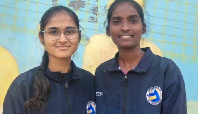 సీనియర్ వాలీబాల్ పోటీలకు కలిగోట్ విద్యార్థులు ఎంపిక..