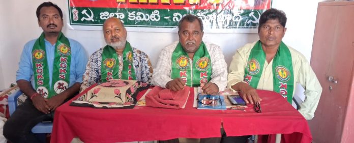 నవంబర్ 12న కల్లుగీత కార్మిక సంఘం మూడవ మహాసభలు