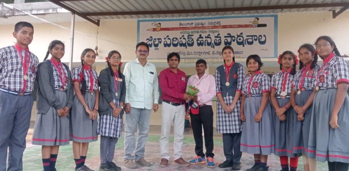 జిల్లా రైఫిల్ జట్లకు కేంద్రీయ పాఠశాల విద్యార్థినిలు ఎంపిక