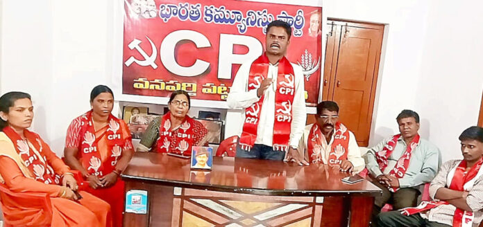 ఖమ్మం వందేళ్ళ ముగింపు ఉత్సవం చారిత్రాత్మక ఘట్టం: రమేష్