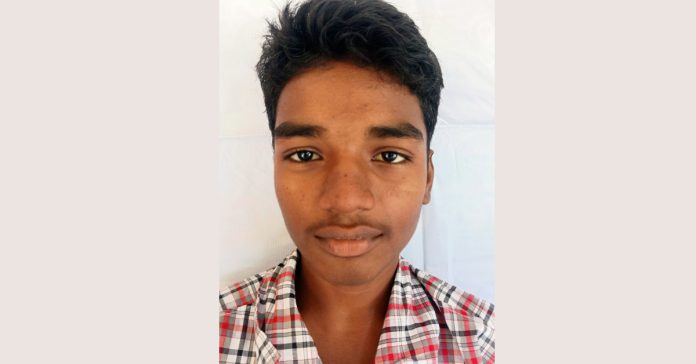 జిల్లా స్థాయి క్విజ్ లో సత్తా చాటిన స్థానిక విద్యార్ధి