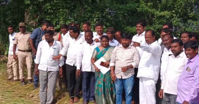 రైతులు అధైర్య పడొద్దు