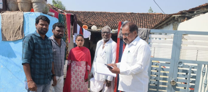 ఇండ్లు మంజూరైన లబ్దిదారులు వెంటనే నిర్మాణాలు చేపట్టాలి: ఎంపీడీఓ