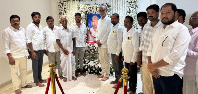 ఎమ్మెల్యే హరీష్ రావును పరామర్శించిన మెట్ పల్లి గ్రామస్తులు