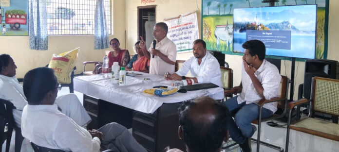 యూరియాను తగ్గించి.. నానో యూరియాను వాడాలి