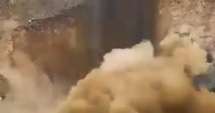 రాగి గనిలో ప్రమాదం.. 32 మంది మృతి