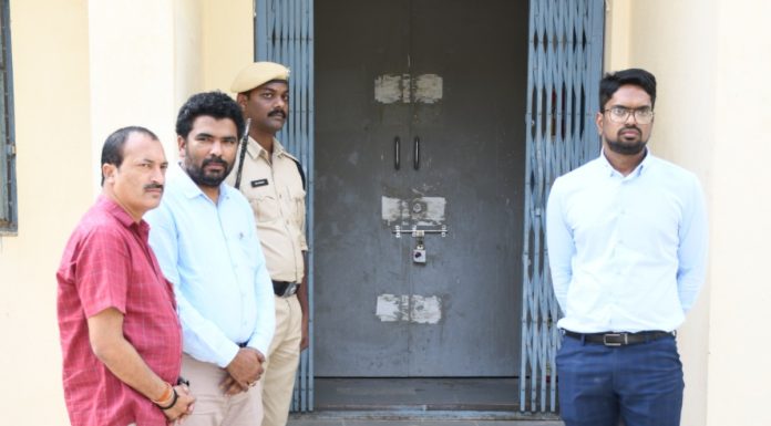 ఈవీఎంల గోదాంకు భద్రత: కలెక్టర్