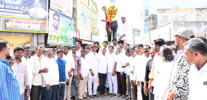 నిస్వార్థ ప్రజా డాక్టర్ బాలకృష్ణయ్య