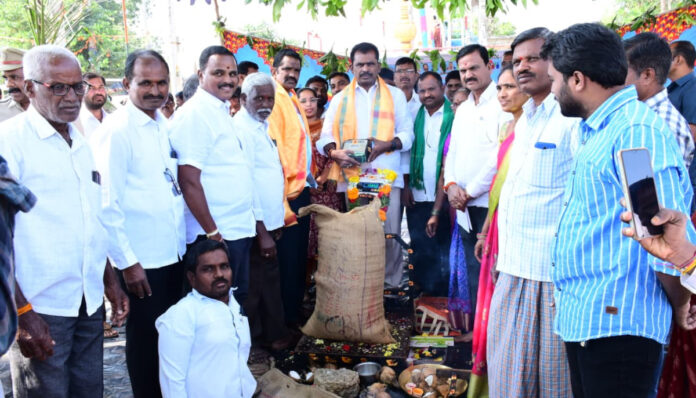 రైతులను ఇబ్బందులు కలిగిస్తే కఠిన చర్యలు..