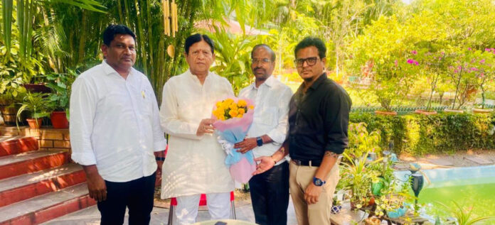 Sunketa Ravi meets Sudarshan Reddy