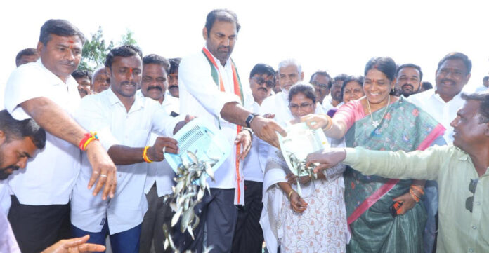 ముదిరాజ్ సమాజ అభివృద్ధికి ప్రజాప్రభుత్వం కృషి: ఎమ్మెల్యే అనిరుధ్ రెడ్డి