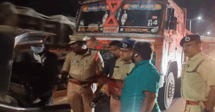 ఢిల్లీలో ఉగ్రదాడి.. తెలంగాణ సరిహద్దుల్లో అర్ధరాత్రి తనిఖీలు