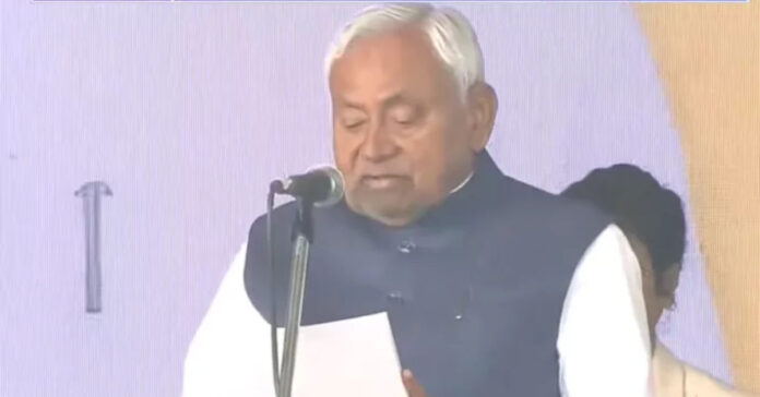 పదోసారి బిహార్ సీఎంగా నీతీశ్ ప్రమాణం