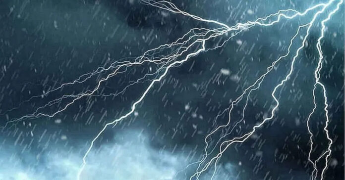 దక్షిణ కోస్తాపై వాయుగుండం ఎఫెక్ట్…