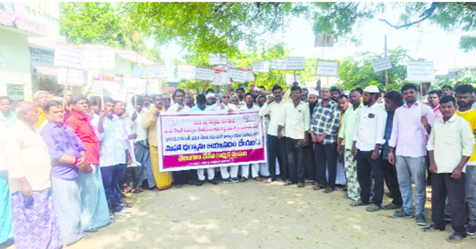 చేనేత సంక్షేమ పథకాలు మన హక్కు