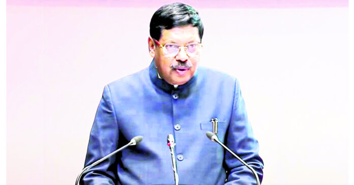 ఎస్సీ, ఎస్టీ రిజర్వేషన్లలో క్రిమీ లేయర్ ఉండాలి : సీజేఐ బీఆర్ గవాయ్