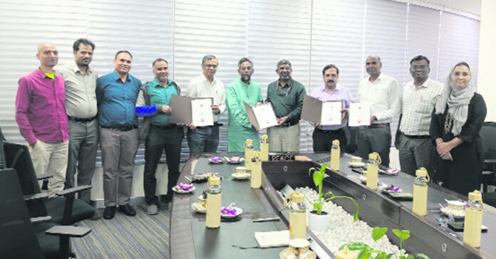 దక్షిణ మధ్య రైల్వేతో ఐఐటీ ఒప్పందం