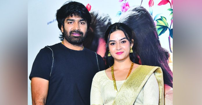 Untitled-56 copy Youthful family entertainer