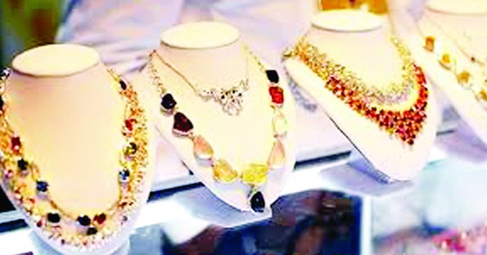 ఆభరణాల ఎగుమతులకు ట్రంప్ దెబ్బ