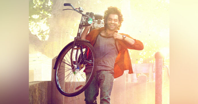 ఒక రోజు ముందుగానే రిలీజ్