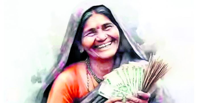 పెరుగుతున్న ప్రత్యక్ష నగదు బదిలీలు