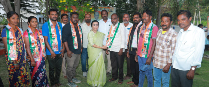 కార్యకర్తలను కంటికి రెప్పలా కాపాడుకుంటాం