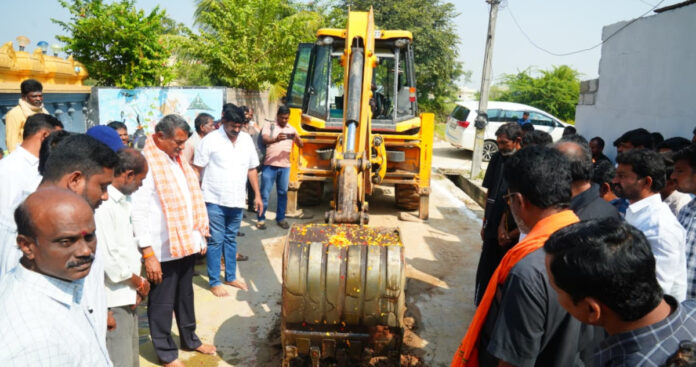 అభివృద్ధి ఏమిటో చేసి చూపిస్తాం