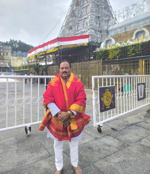 వెంకన్న సన్నిధిలో చింతల..