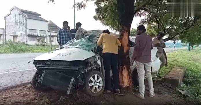 చెట్టును ఢీకొన్న కారు.. ముగ్గురు వైద్య విద్యార్థులు మృతి