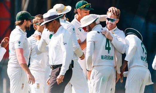 ఓటమి అంచున ఇండియా..90/5