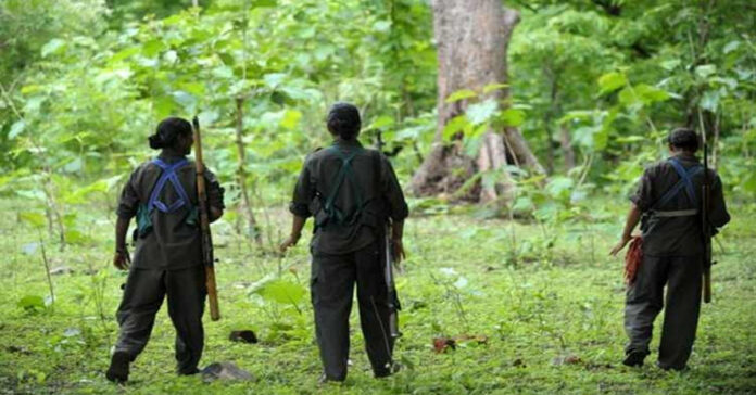 మరో 41 మంది మావోయిష్టులు లొంగుబాటు