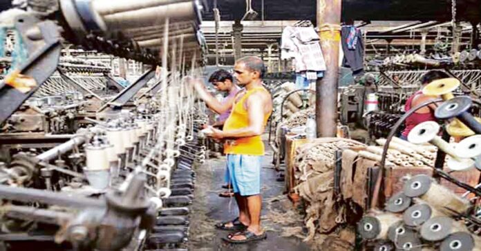 కార్మికుల శ్రమ – కార్పొరేట్ల దోపిడీ