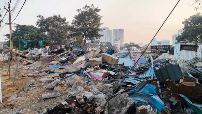 మియాపూర్లో హైడ్రా కూల్చివేతలు