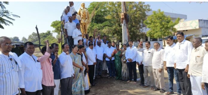 గౌరవెల్లి ప్రాజెక్టుకు బొమ్మ వెంకన్న పేరు పెట్టాలి