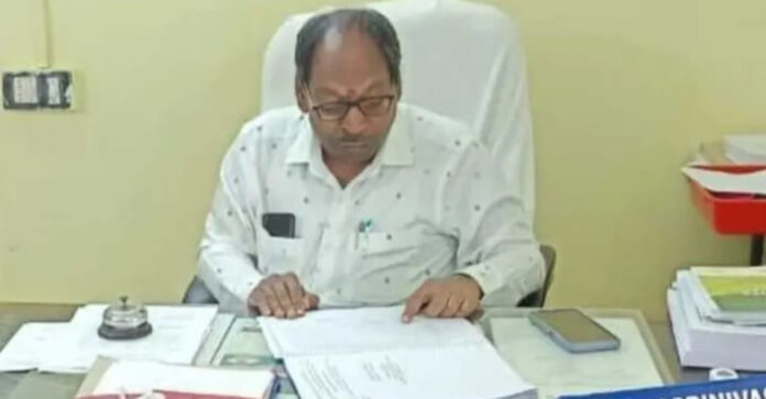 కమ్మర్ పల్లిలో 138 నామినేషన్ల దాఖలు