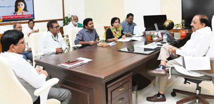 రైతాంగ శ్రేయస్సు కోరేలా విత్తనచట్టముండాలి