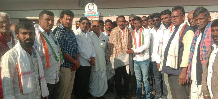 గంగారం అనే వ్యక్తి కాంగ్రెస్ పార్టీలో లేరు