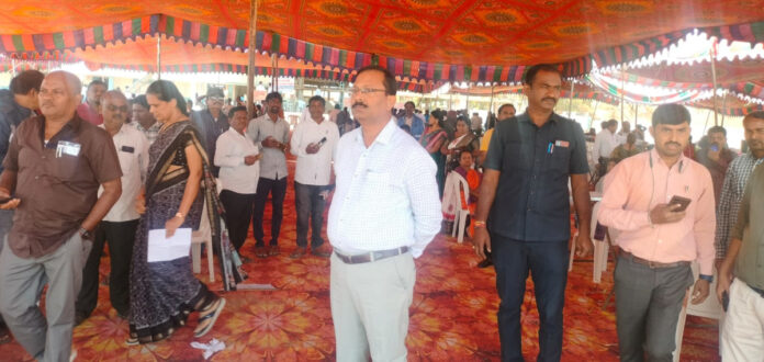 రెండవ విడత పోలింగ్ నిర్వహణకు ఏర్పాట్లు పూర్తి: కలెక్టర్