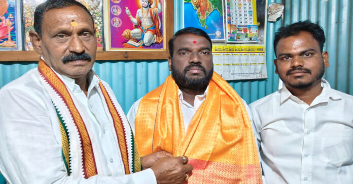 Bandigopi is the new president of Madnur Gram Congress Youth