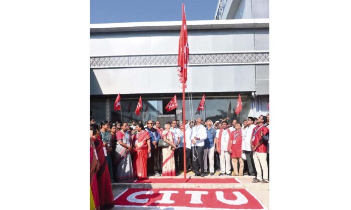 ఎర్రజెండానే కార్మికులకు అండ…